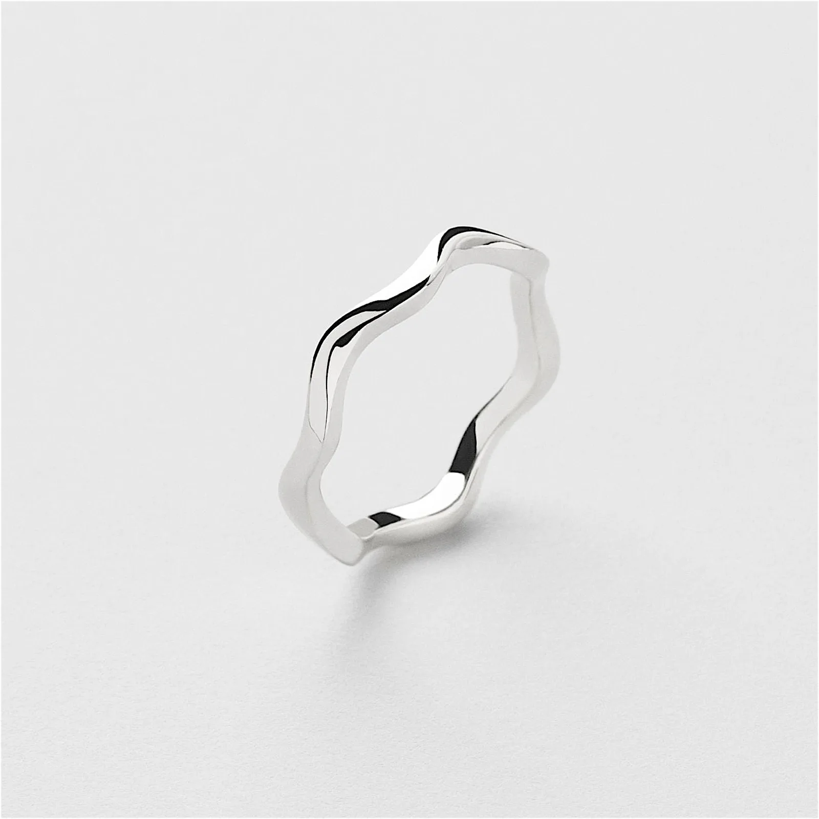 Wavy Ring