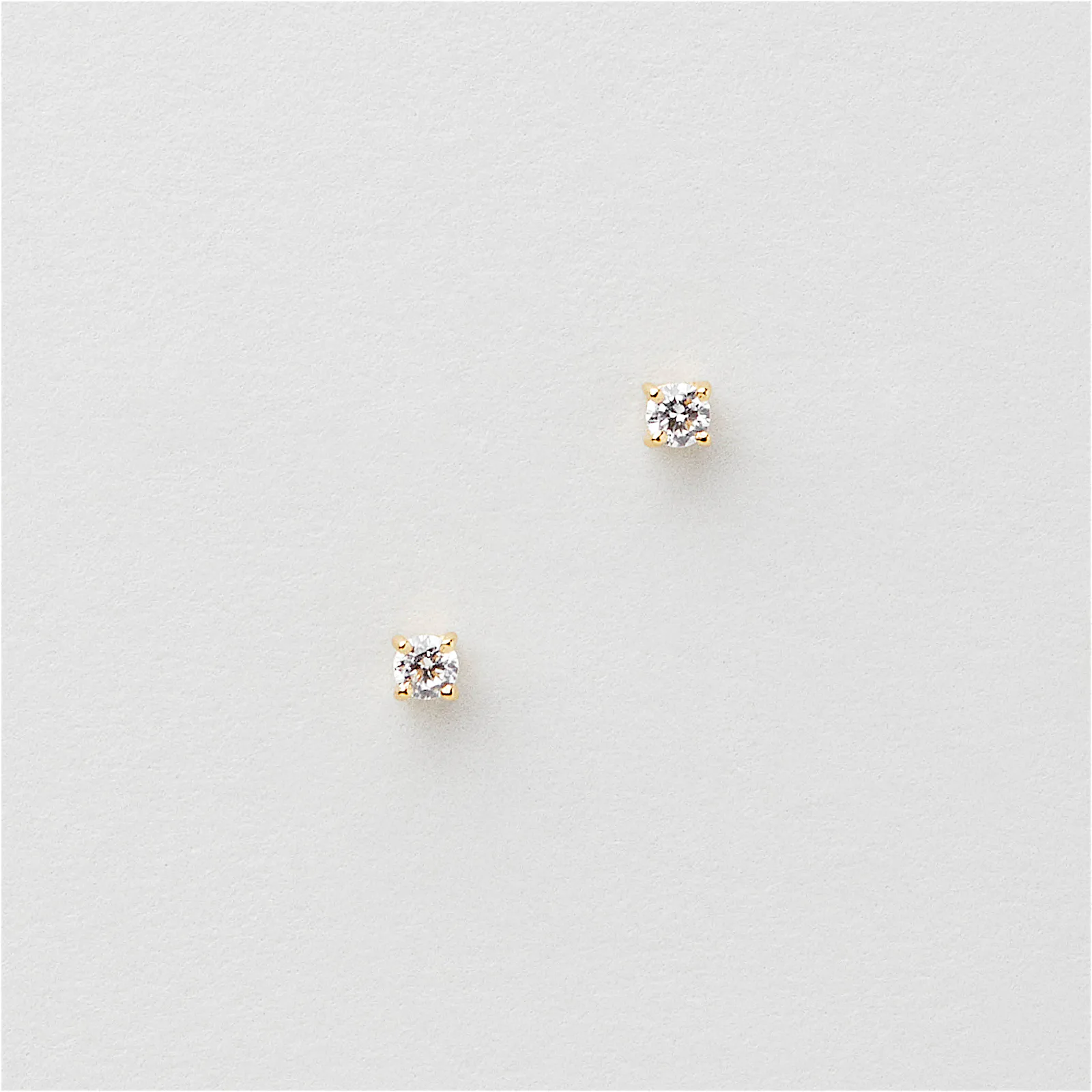The One Studs (XS)
