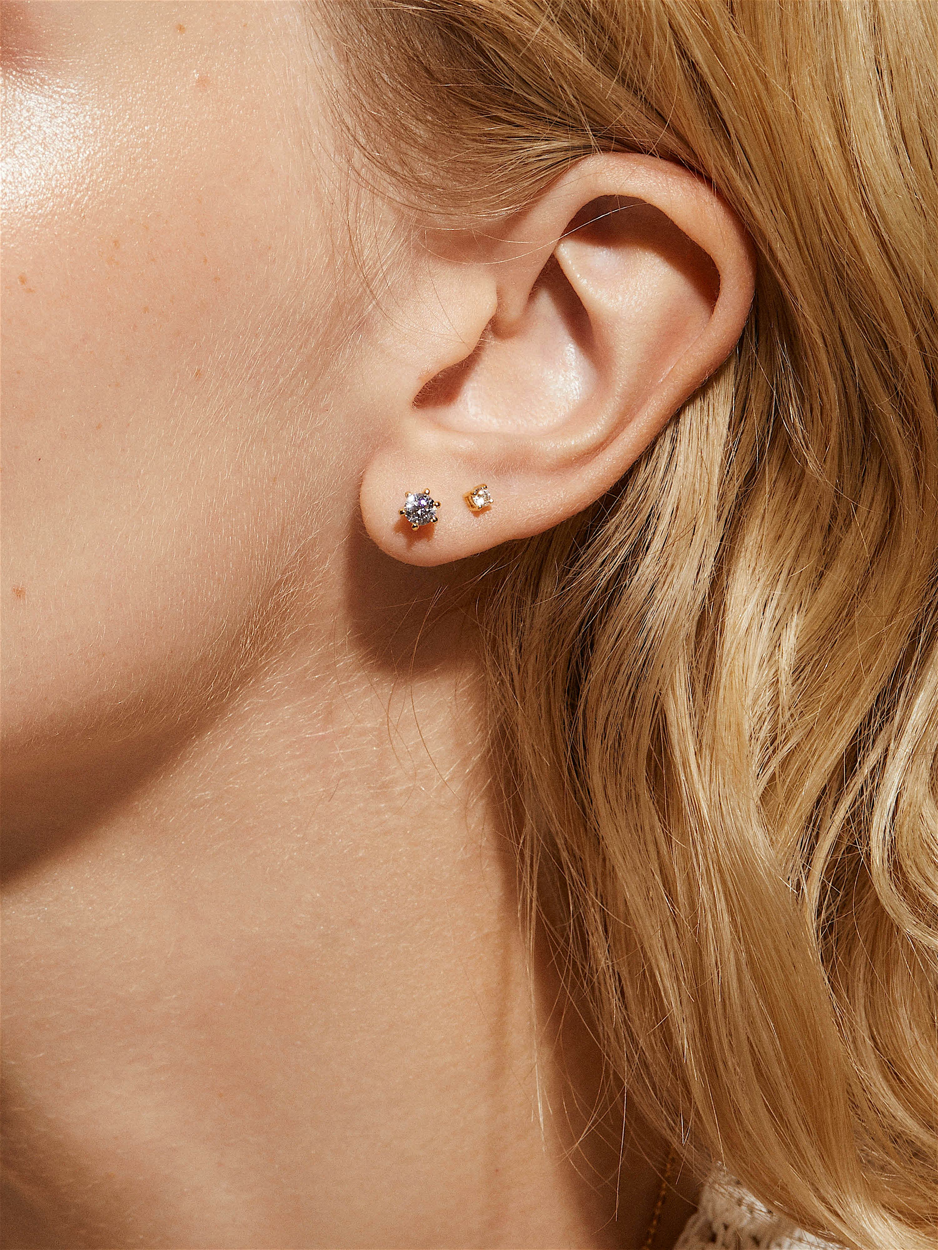 The One Earrings (XS)
