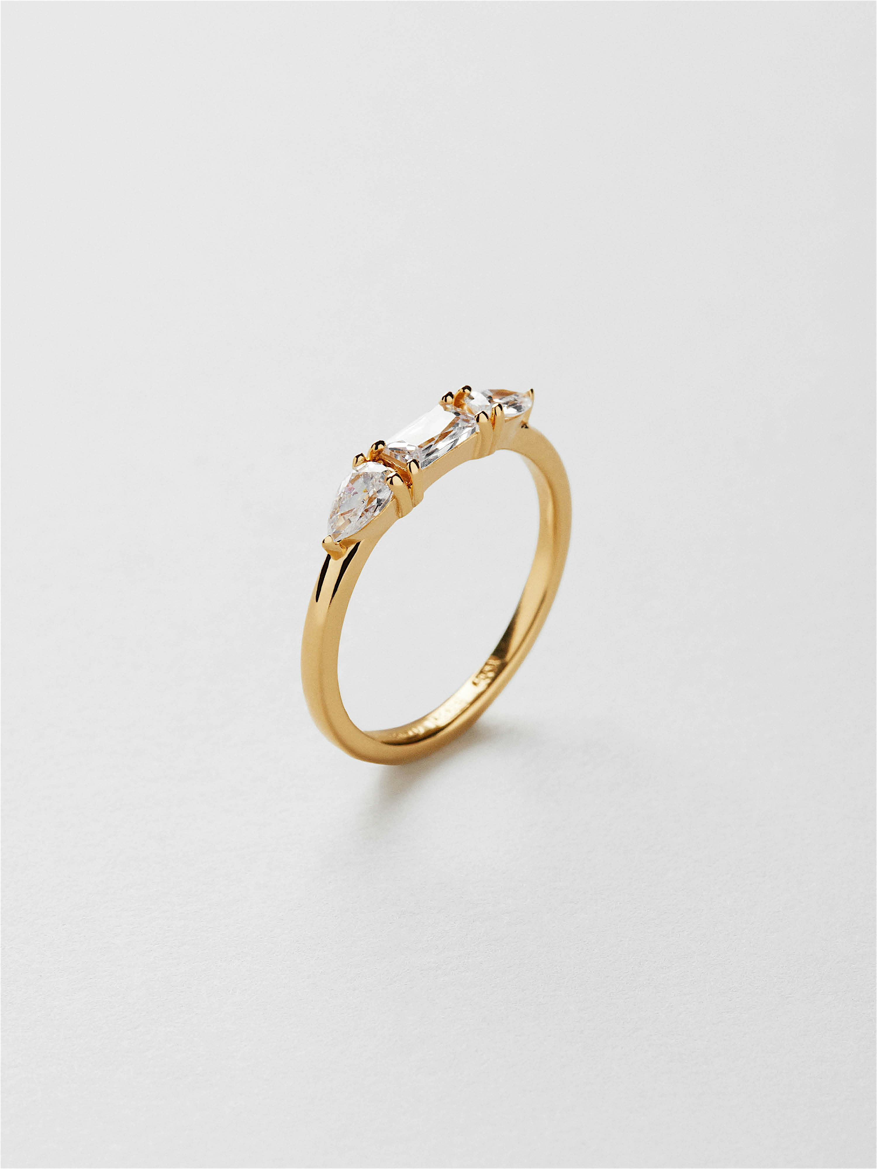 Safira Ringar