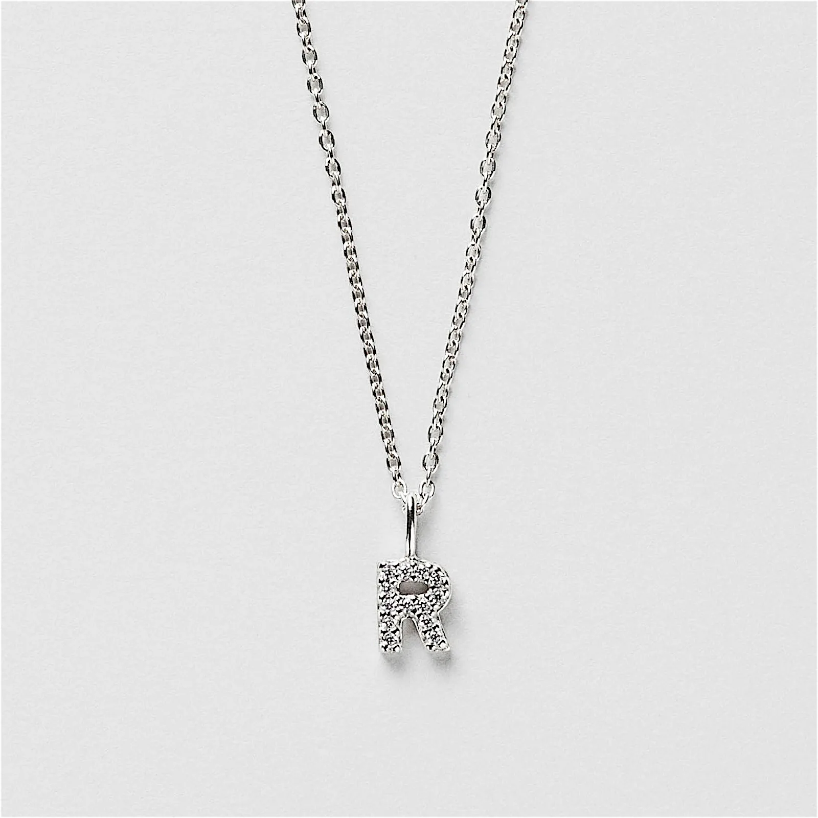 R Sparkle Letter Halskjede