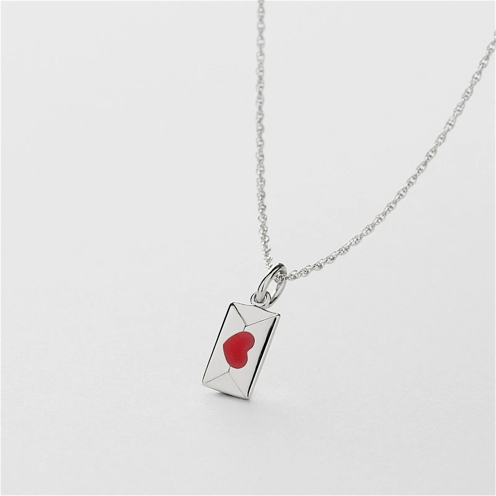 Heart Letter Halskjede