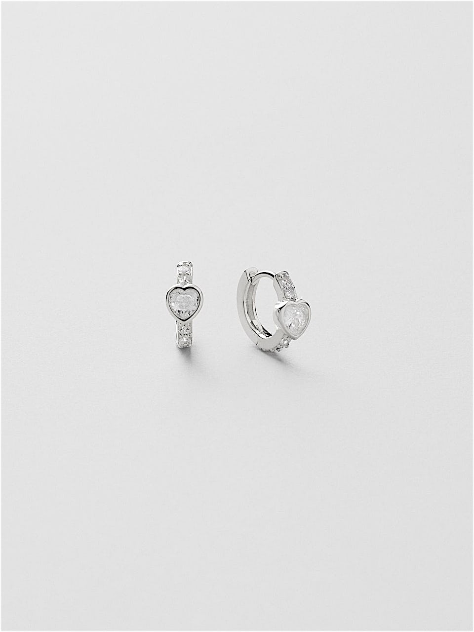 【STONEHENgE】Silhouette〜Silver Heart Earrings H0155#2023春 StoneHenge Silver Heart Earrings H0155 Silver 925 Cubic
