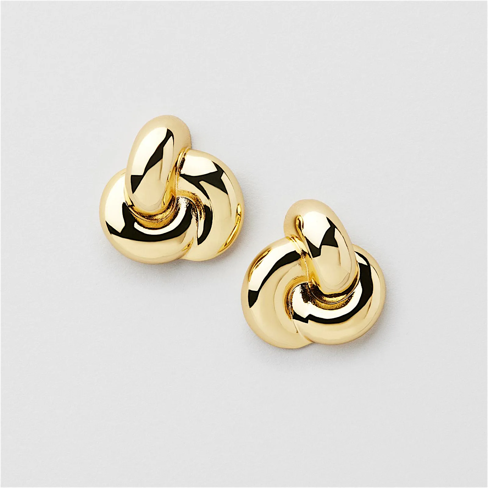 Knot Studs (M)