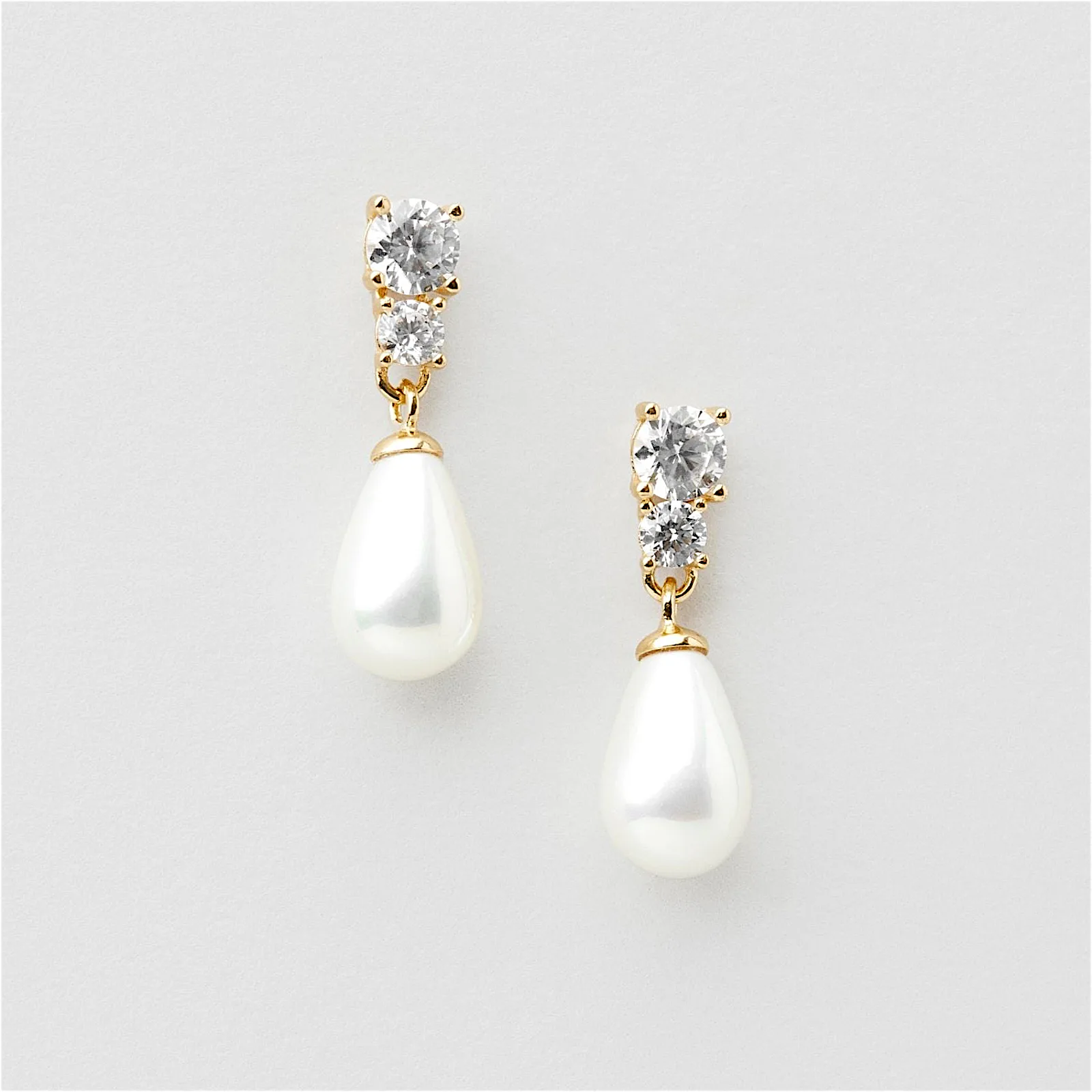Ariel Pearl Studs