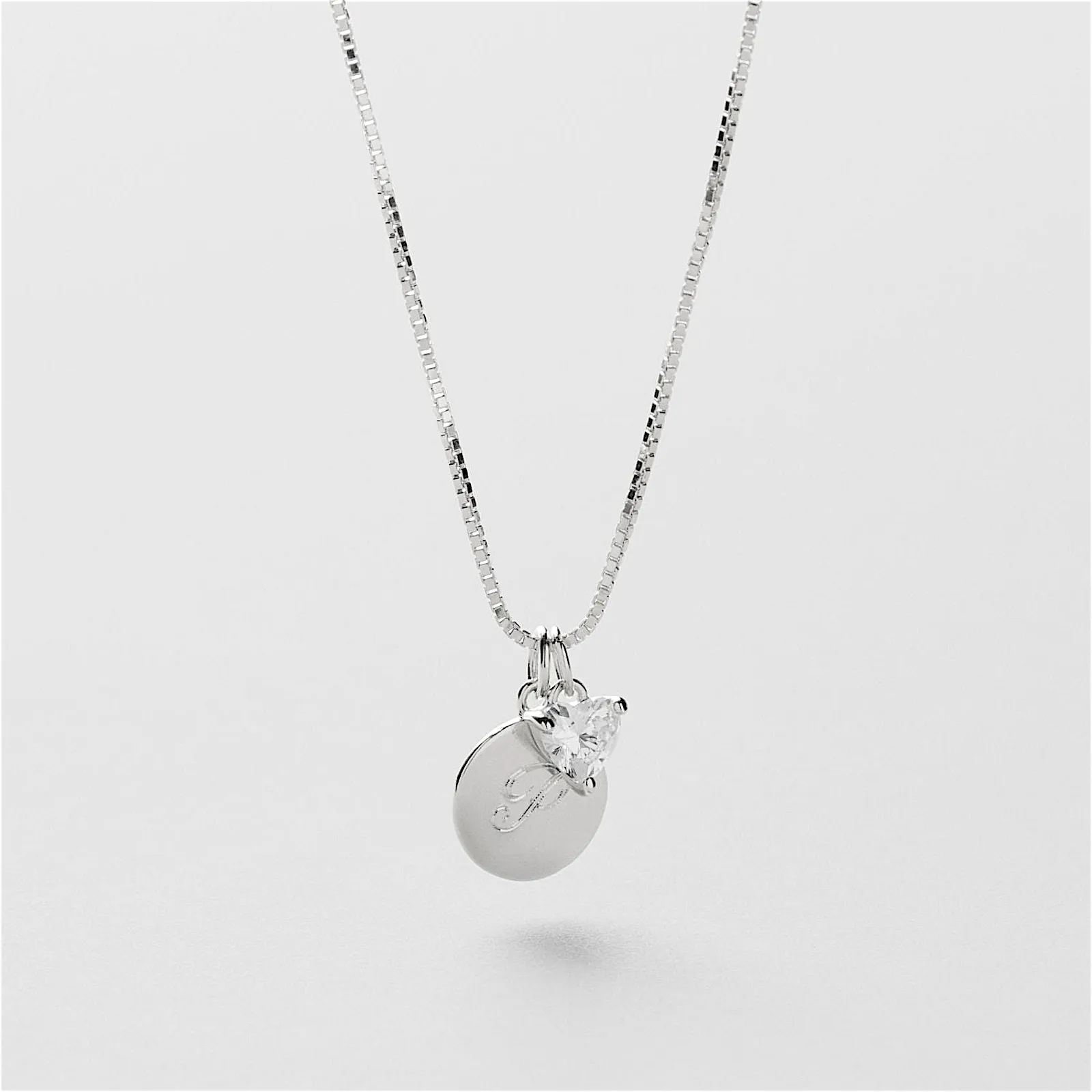 Adore Charm Halskjede Gravering