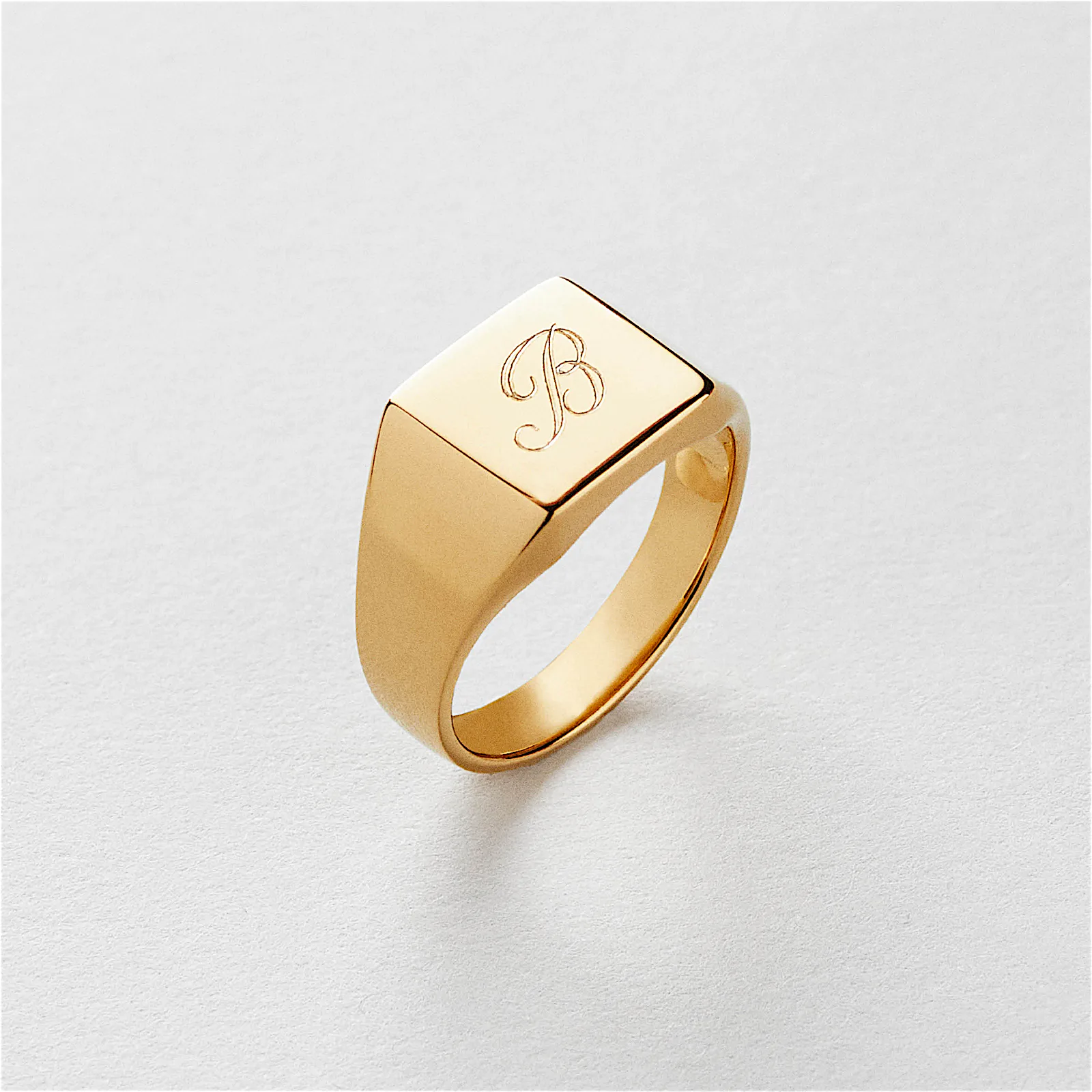 Safira Signet Ring Gravyr