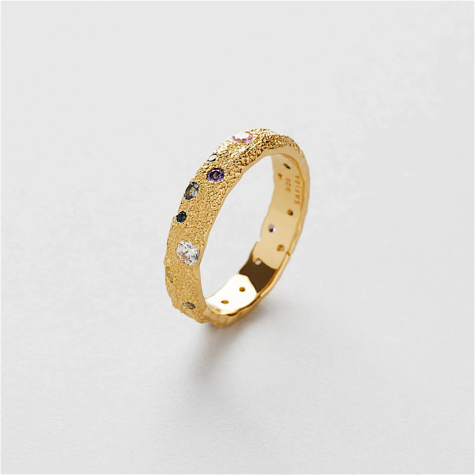 Safira Rainbow Ring